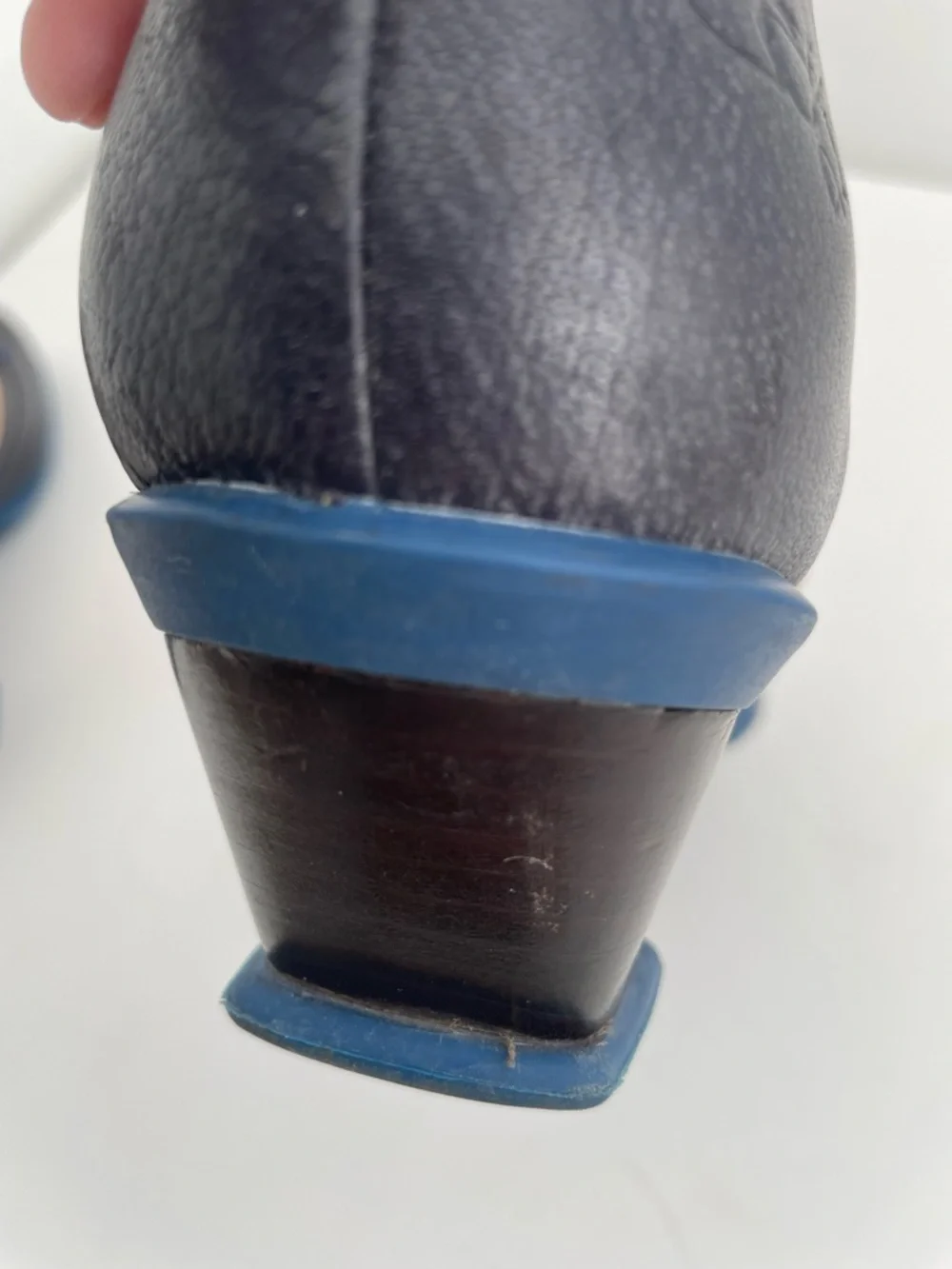 John Fluevog Hopes Promise Blue Cream Size 8 Coquette - Picture 15 of 15